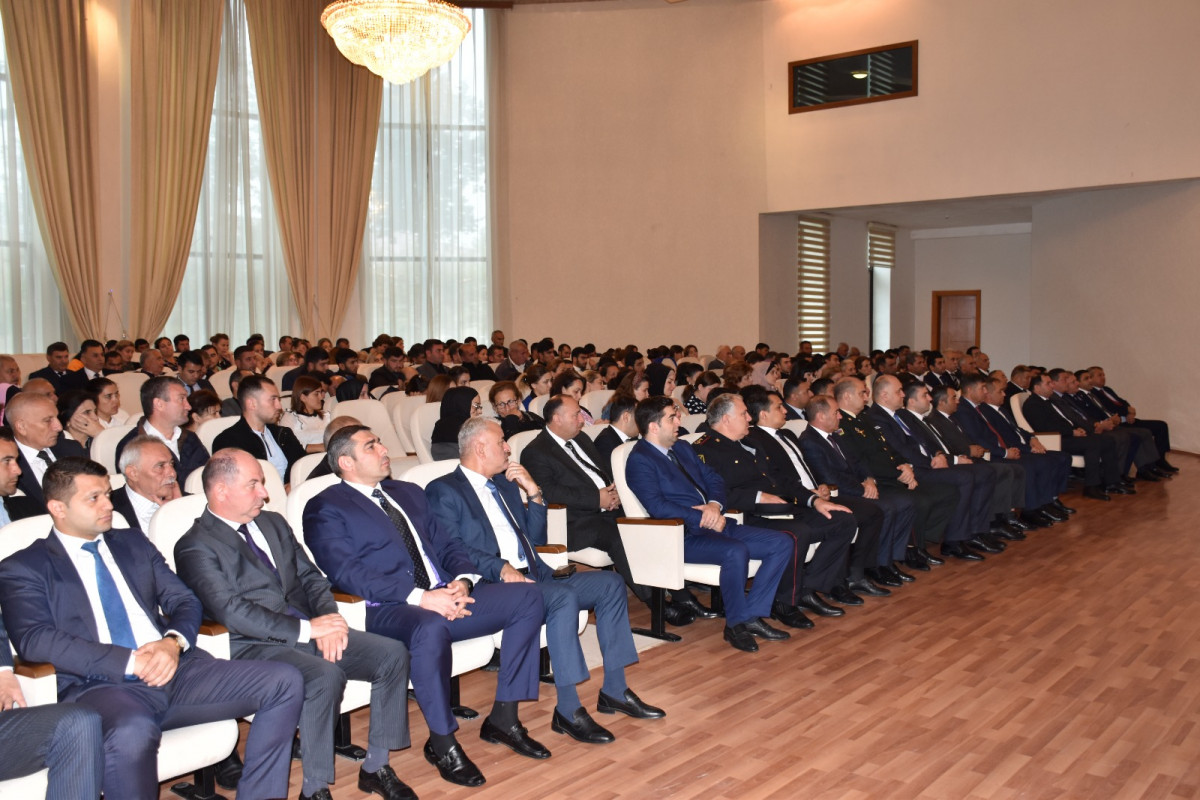 Vusal Gasimli spoke at the conference on "Contract of the Century" held in Imishli