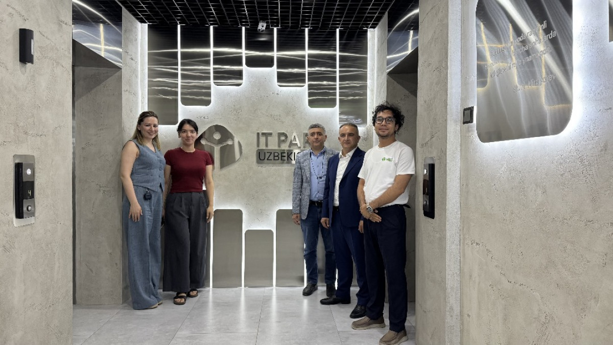 "Enterprise Azerbaijan" portalının rəhbəri Özbəkistanda bir sıra görüşlər keçirib