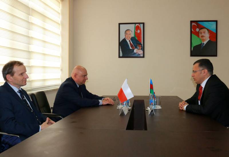 Vüsal Qasımlı Polşa səfirini qəbul edib