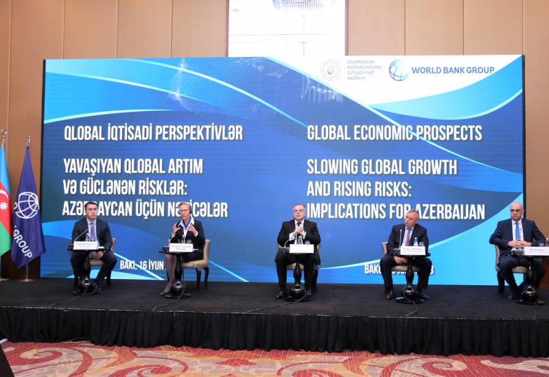 Vusal Gasimli spoke at the report of the World Bank