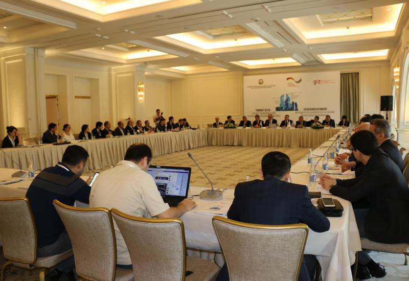 “Təminat qeydi - Yeni inşa edilən mənzillərin təhlükəsiz hüquqi dövriyyəsinin üsulu” mövzusunda dəyirmi…