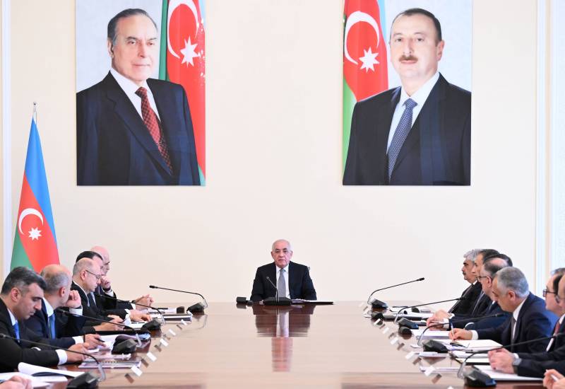 Nazirlər Kabinetində “2027–2030-cu illərdə sosial-iqtisadi inkişaf Strategiyası”nın və “Böyük Qayıdışa…