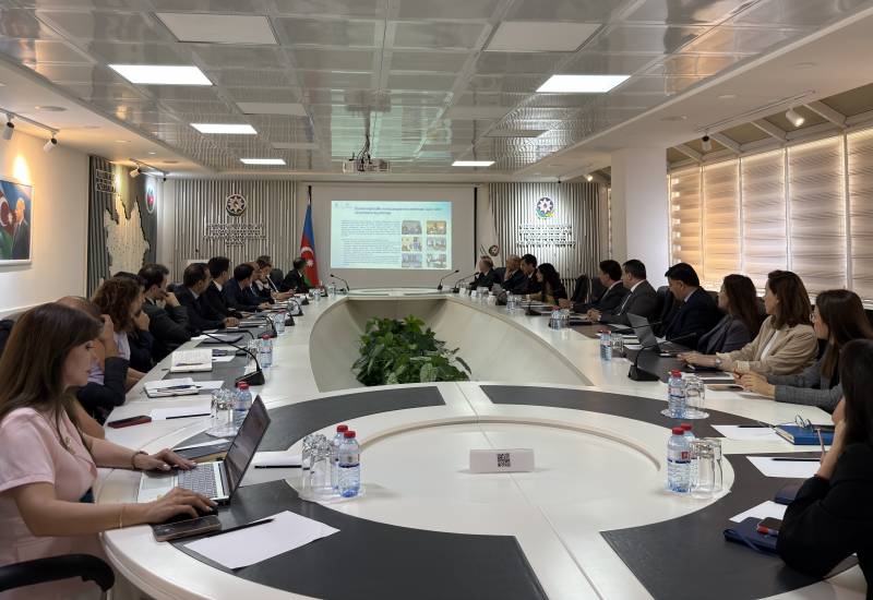 CAERC Hosts Meeting with Leadership of the Azerbaijan Trade Union of Public Administration and Public…