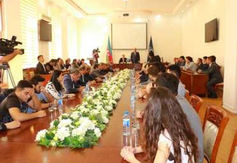 The Center for Analysis of Economic Reforms and Communication Launches Public Lectures